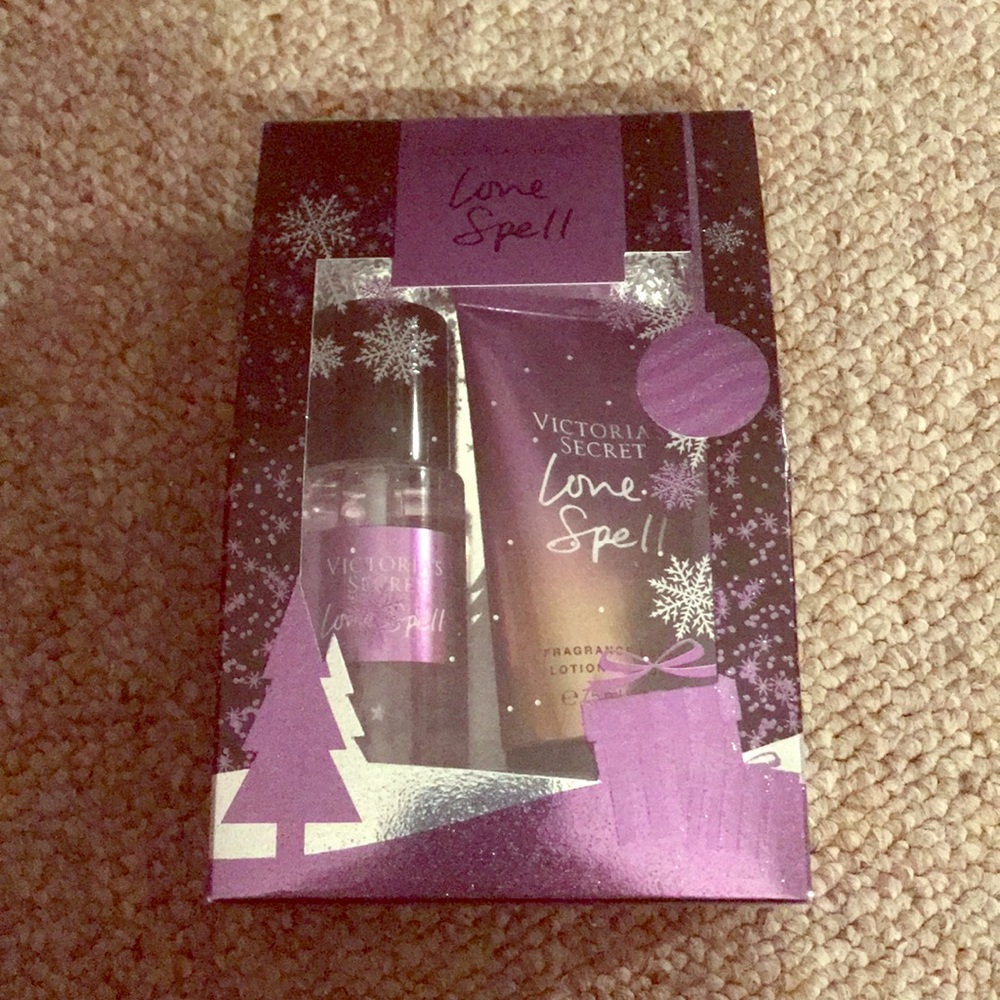 Victoria Secret Love Spell Gift Set 💜